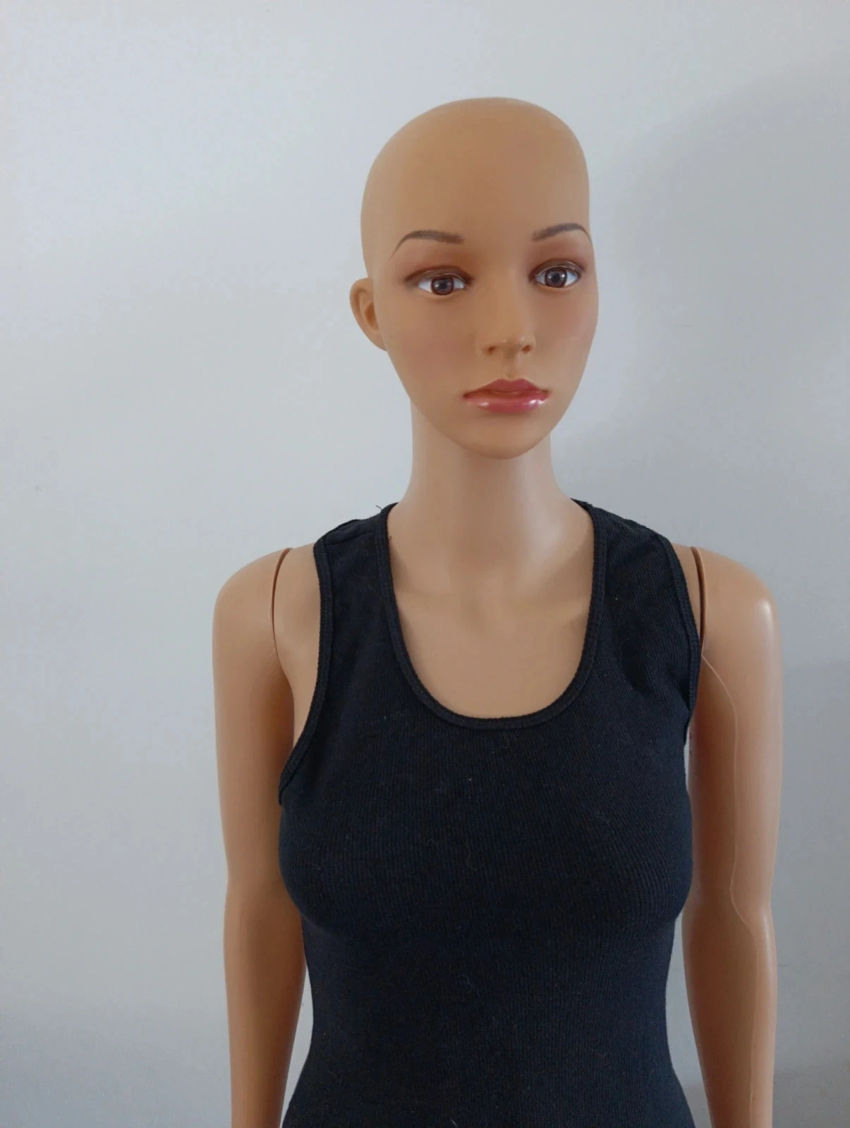 Women's black ribbed tank top size S – stretch cotton – asymmetrical low style – photo 5